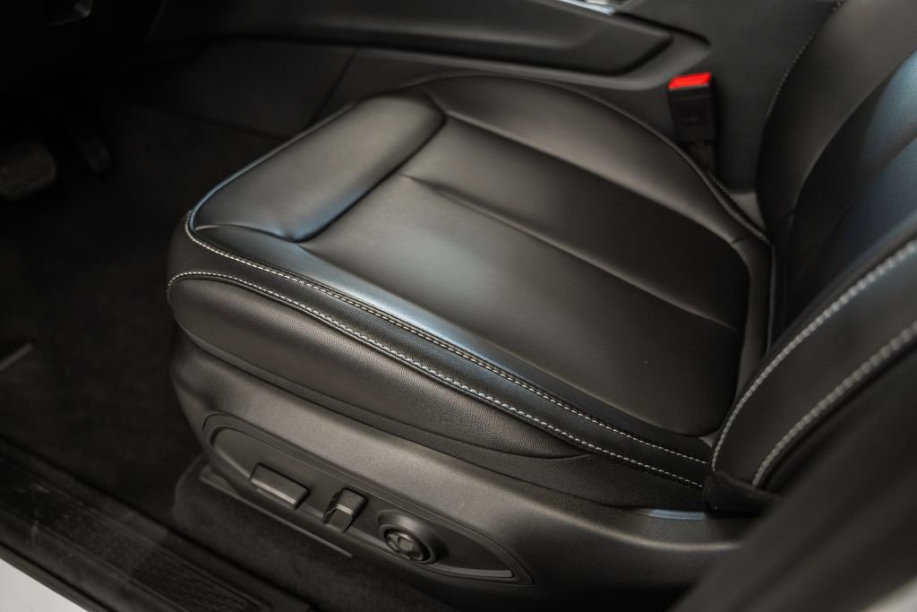 New 2025 Jeep Grand Cherokee Limited w/ MOPAR Finishing Package image 33