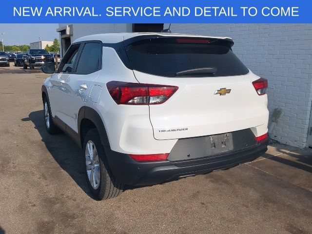 Used 2021 Chevrolet TrailBlazer LS FWD image 4