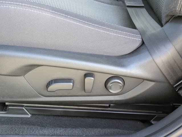 Used 2024 Subaru Crosstrek 2.0i Premium image 6