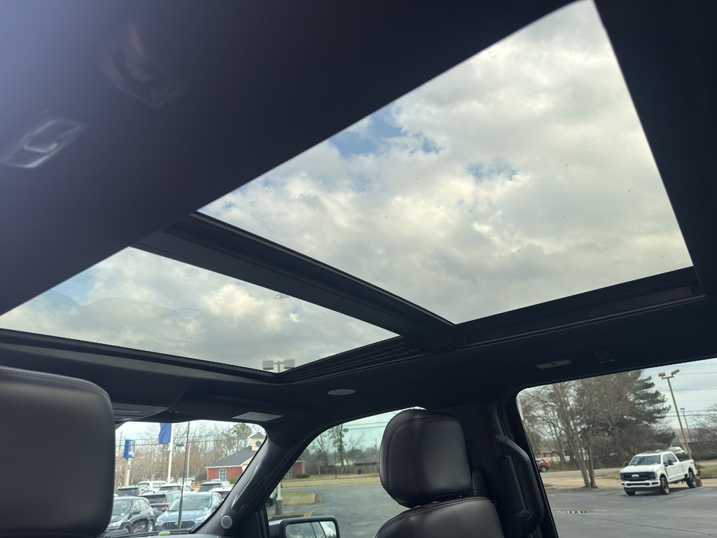 Used 2021 Ford F150 Platinum w/ Equipment Group 701A High image 10