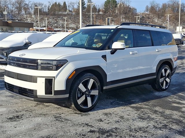 Used 2024 Hyundai Santa Fe Limited image 3