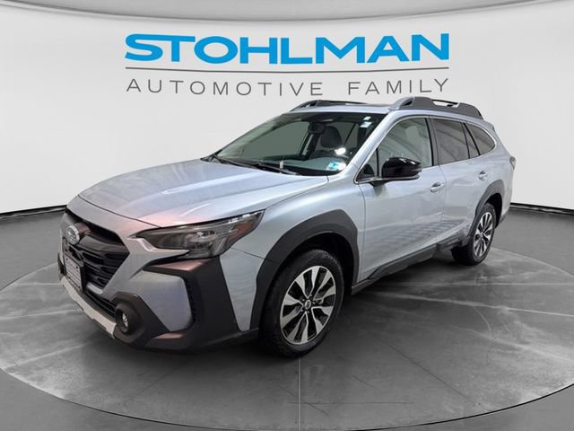 Used 2025 Subaru Outback Limited XT AWD/4WD image 3