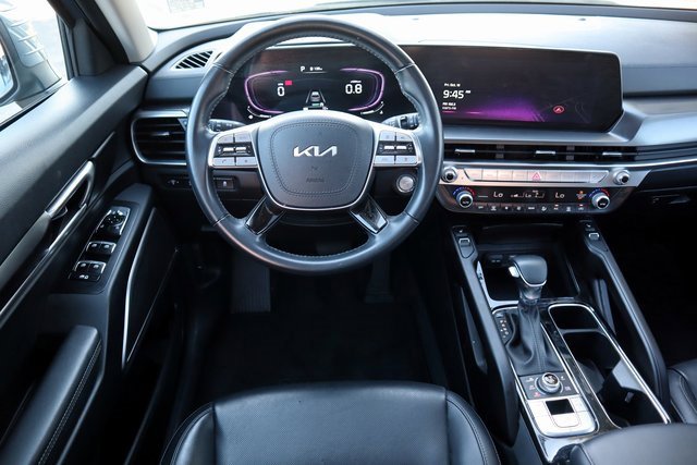 Used 2025 Kia Telluride S image 4