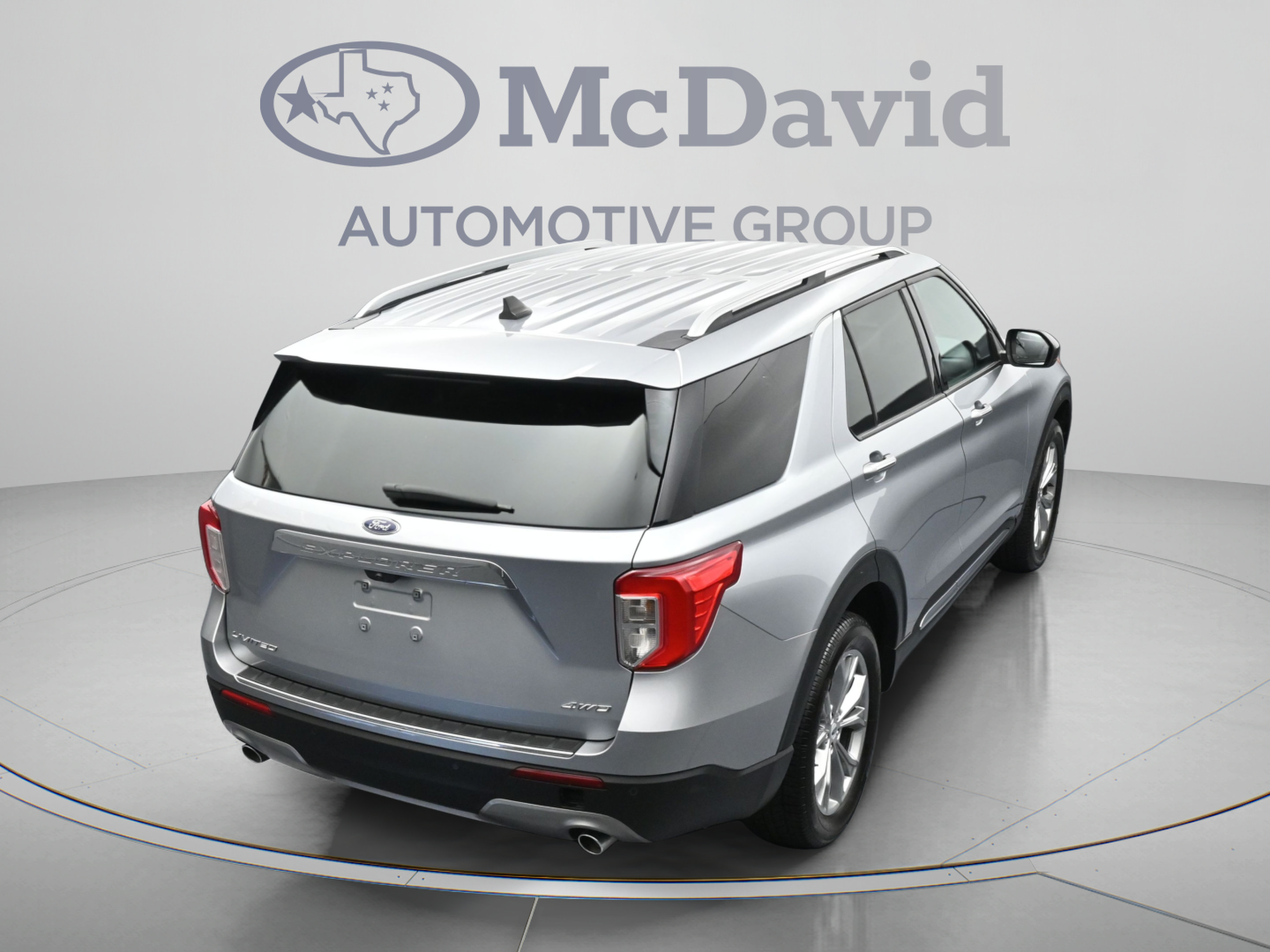 Used 2023 Ford Explorer Limited AWD/4WD image 39