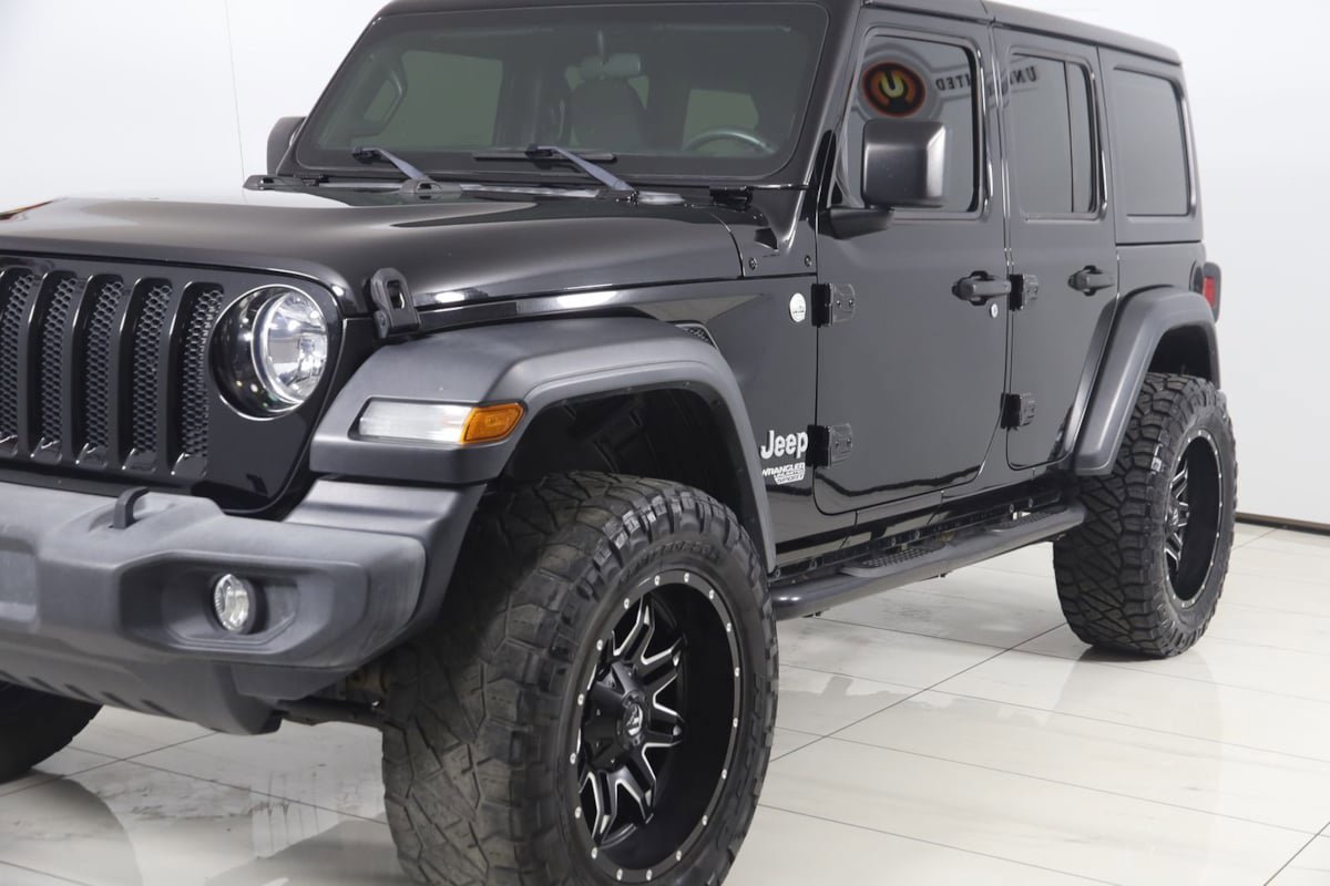 Used 2018 Jeep Wrangler Unlimited Sport AWD/4WD image 47