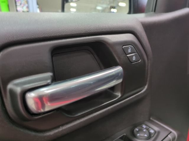 Used 2020 Chevrolet Silverado 1500 W/T w/ WT Convenience Package AWD/4WD image 18