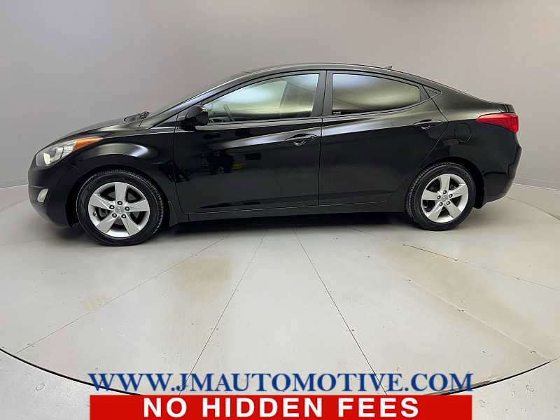 Used 2013 Hyundai Elantra GLS w/ Preferred Pkg FWD image 2