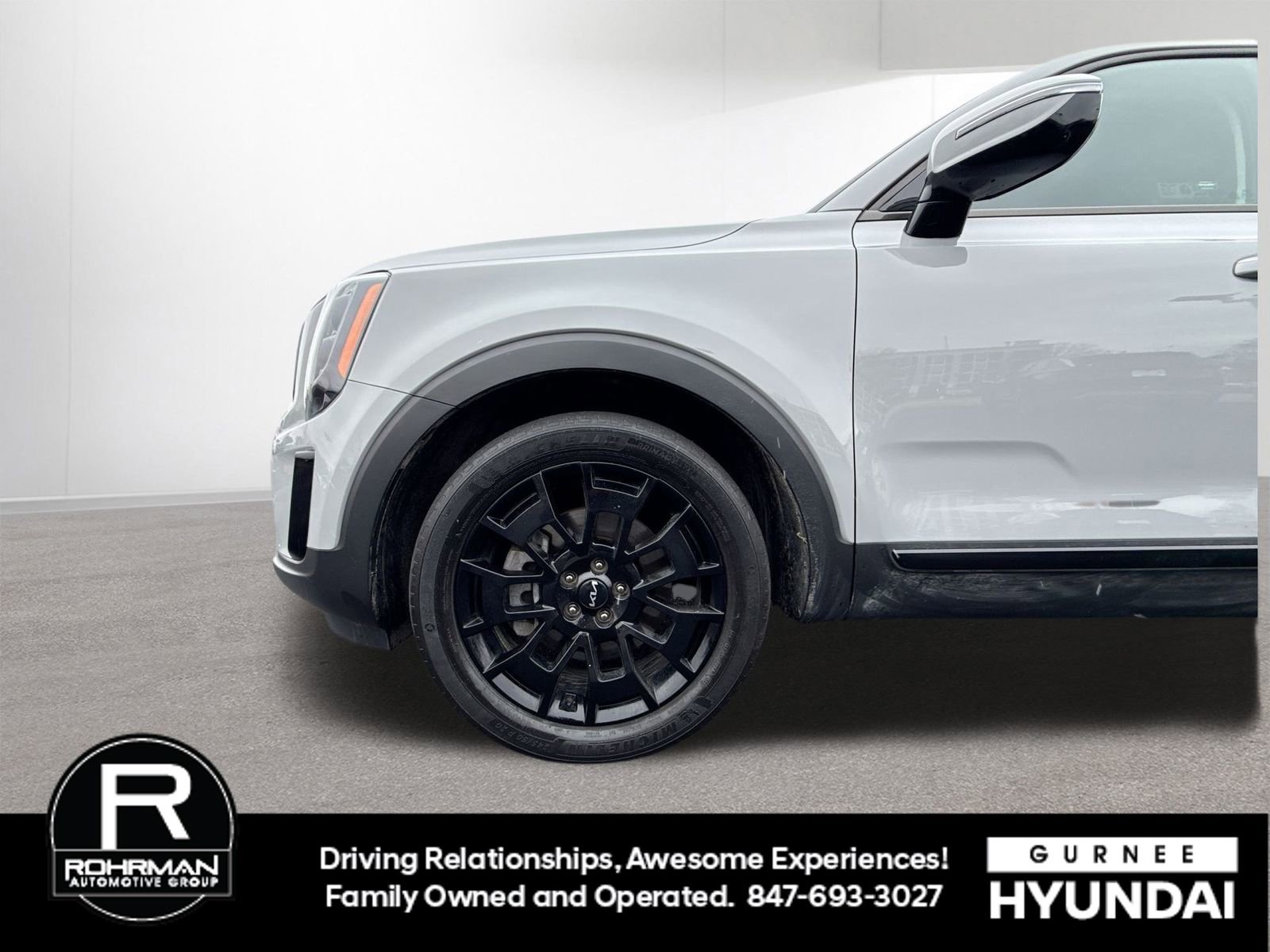 Used 2022 Kia Telluride SX w/ SX Prestige Package image 11
