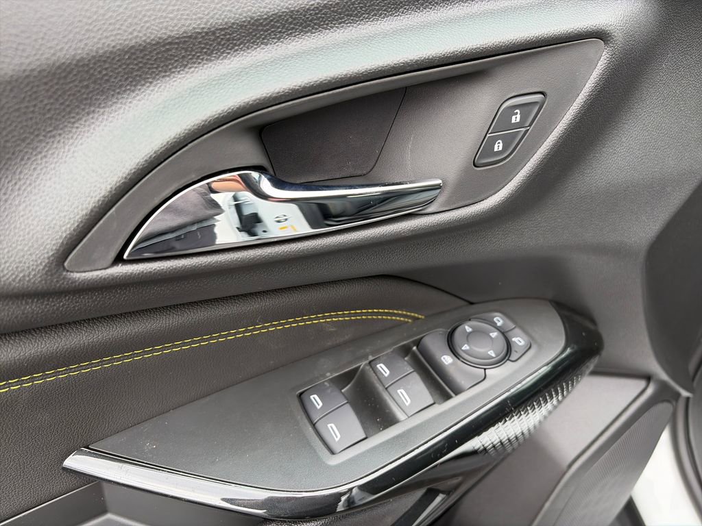 New 2026 Chevrolet Trax LT FWD image 16