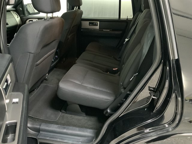 Used 2017 Ford Expedition XLT AWD/4WD image 17