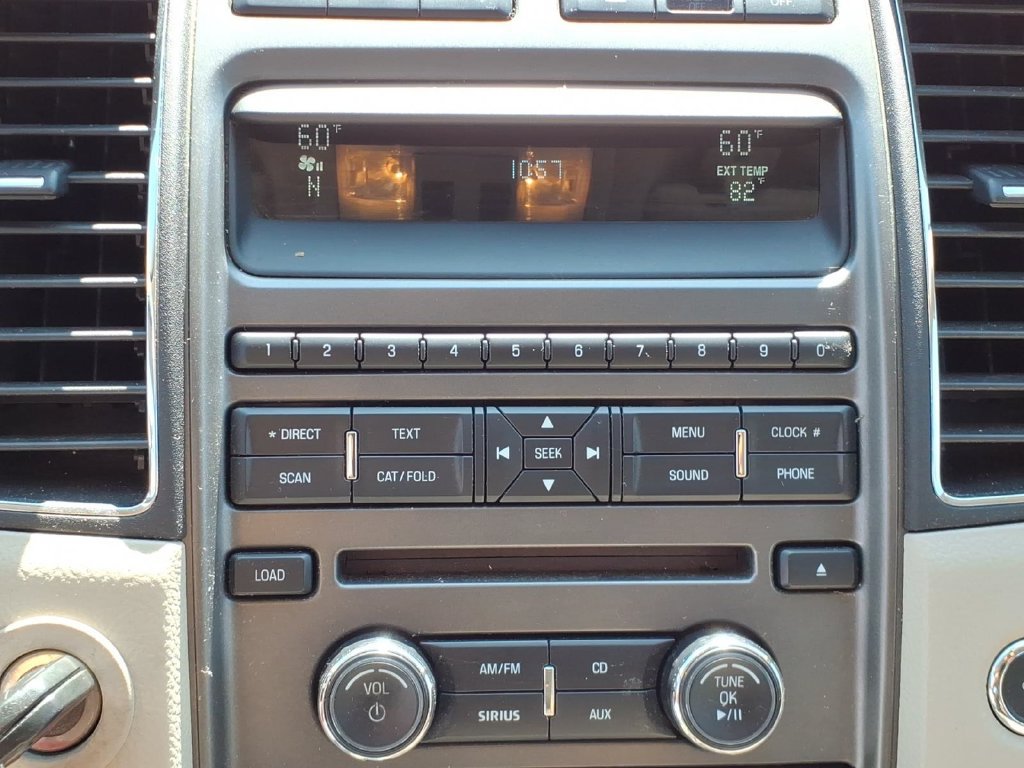 Used 2011 Ford Taurus SEL w/ 201A Rapid Spec Order Code FWD image 23