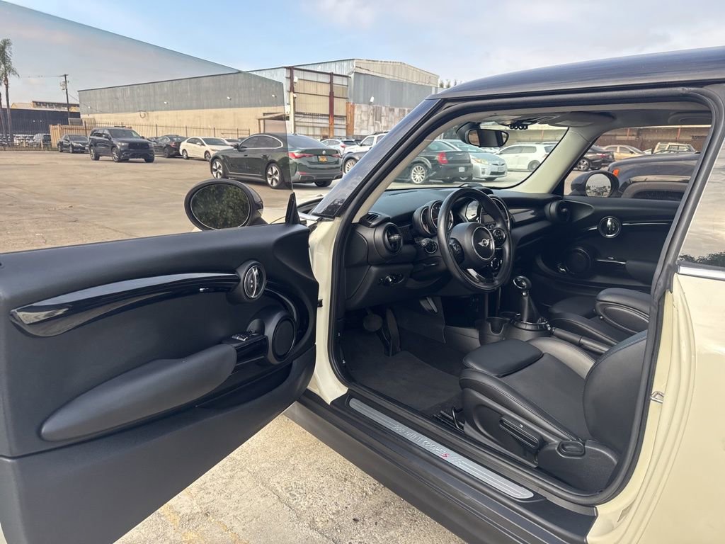 Used 2016 MINI Cooper S image 10