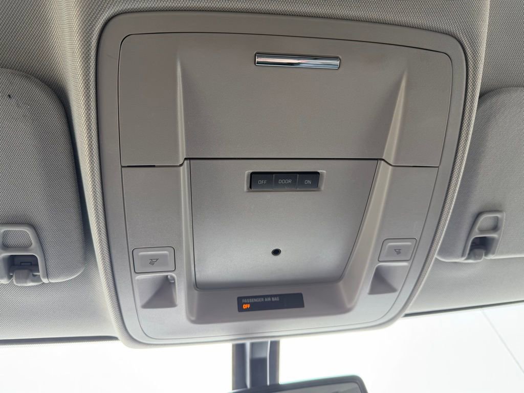 Used 2018 Chevrolet Silverado 1500 LT w/ All Star Edition image 20