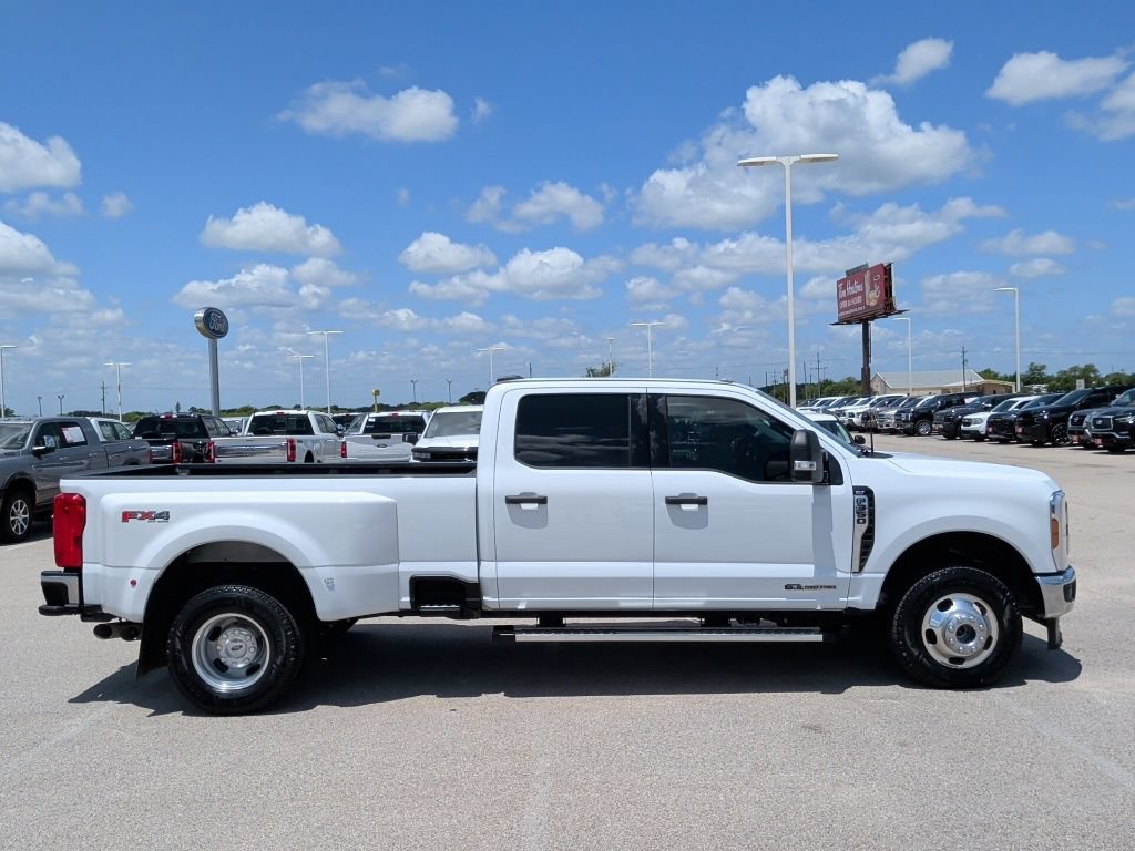 Used 2026 Ford F350 XLT AWD/4WD image 9