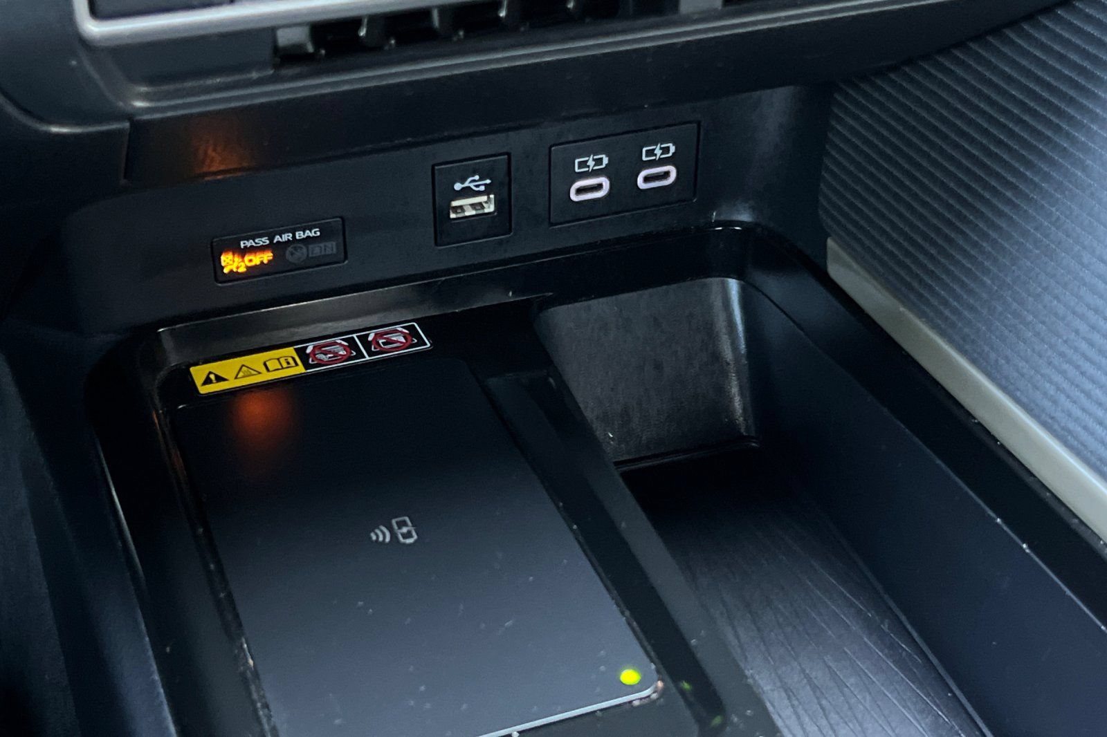 Certified 2025 Toyota Camry SE FWD image 31