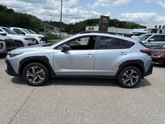 Used 2025 Subaru Crosstrek 2.5i Premium AWD/4WD image 2
