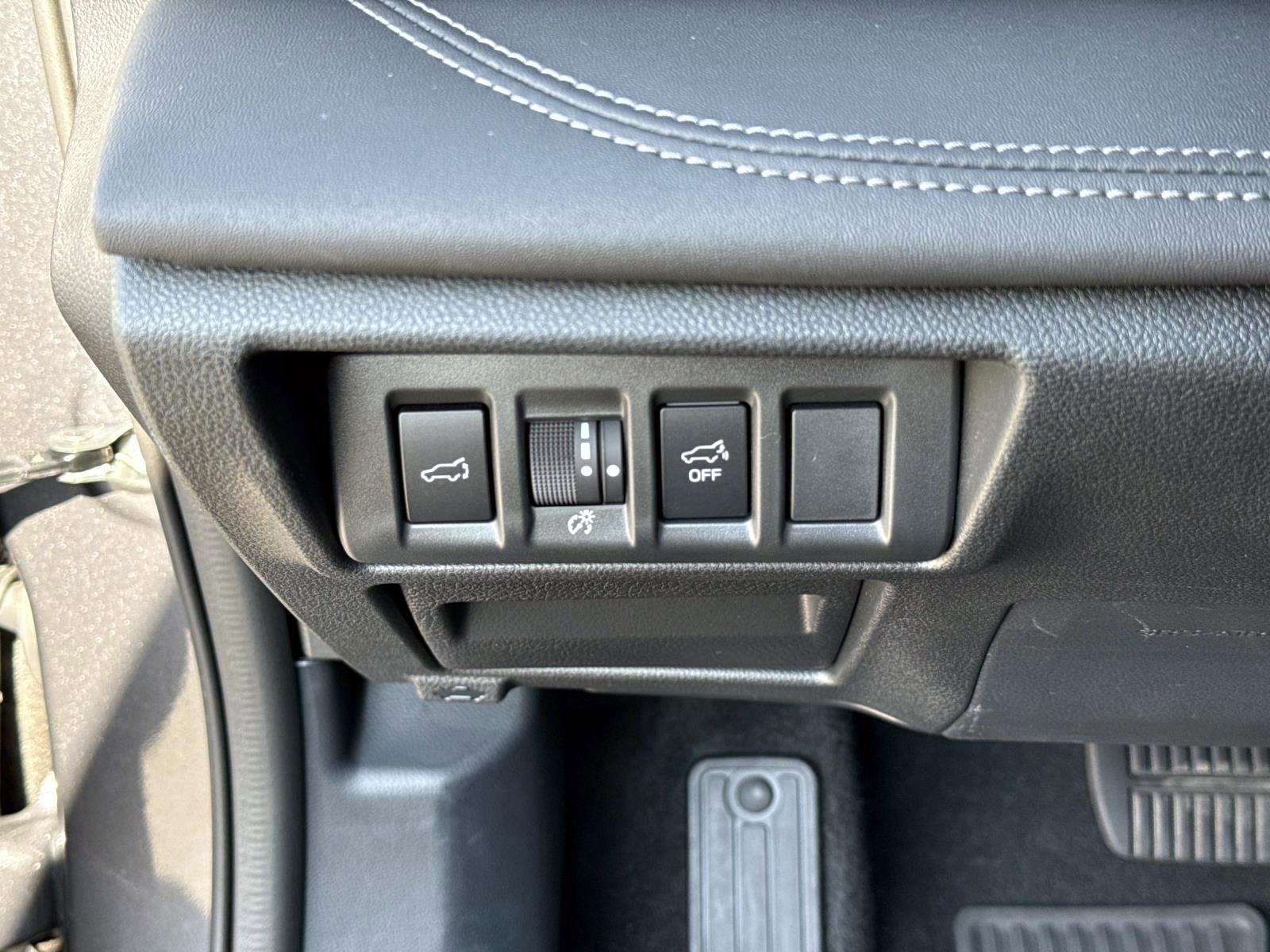 Certified 2025 Subaru Outback Limited w/ Popular Package #2 image 32