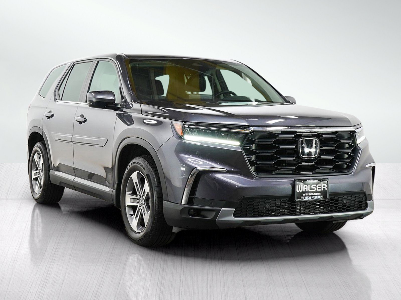 Used 2023 Honda Pilot EX-L image 7