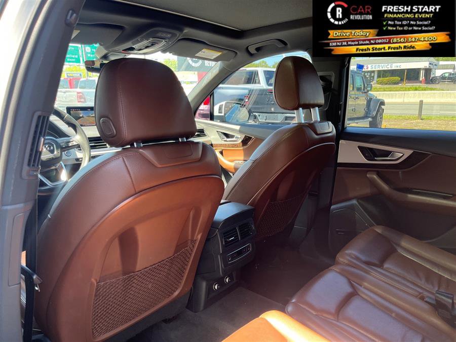 Used 2018 Audi Q7 2.0T Premium Plus AWD/4WD image 32
