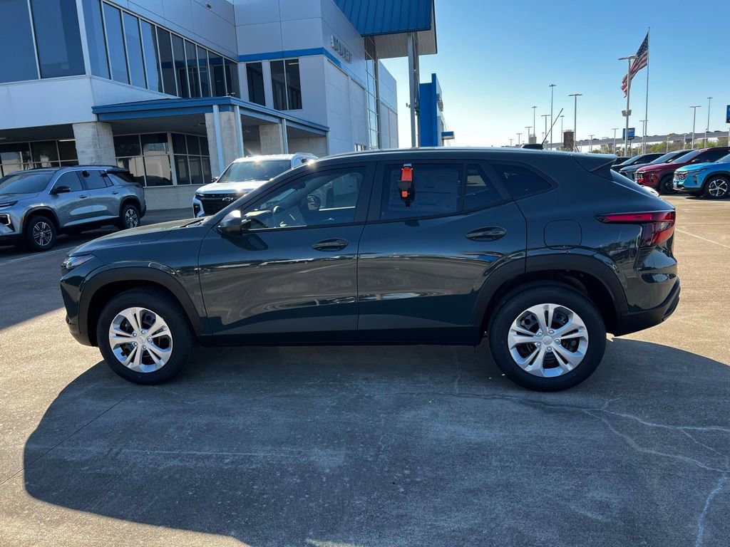 New 2026 Chevrolet Trax LS image 21