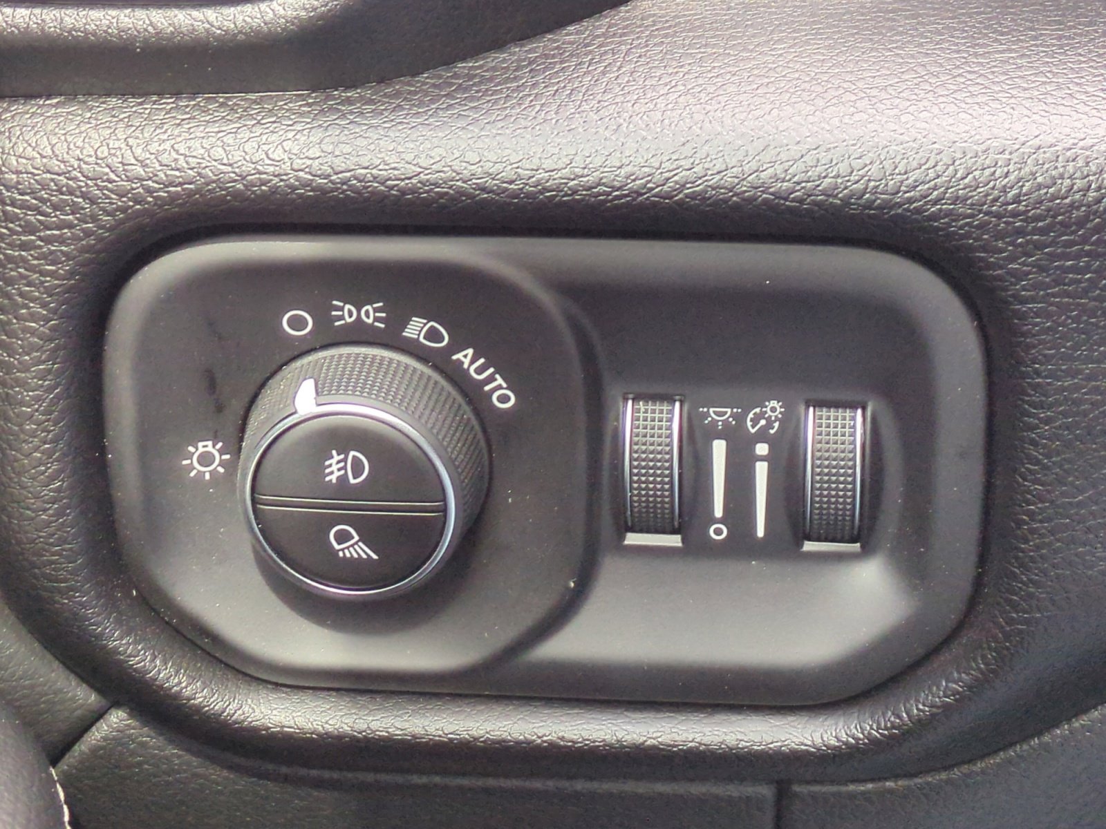 New 2026 RAM 2500 Laramie image 31