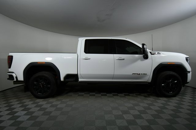 Used 2025 GMC Sierra 2500 AT4 w/ AT4 Premium Plus Package image 15