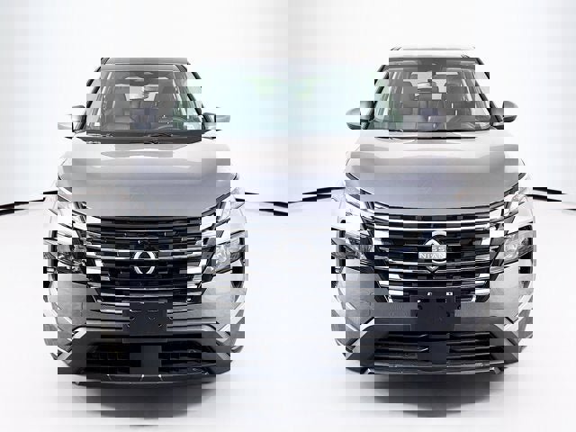 Certified 2026 Nissan Rogue SV image 2