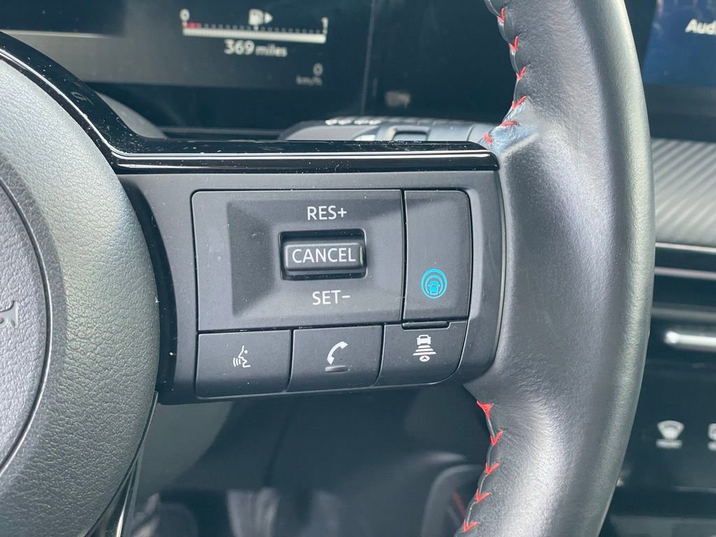 Certified 2025 Nissan Kicks SR w/ SR Premium Package image 17