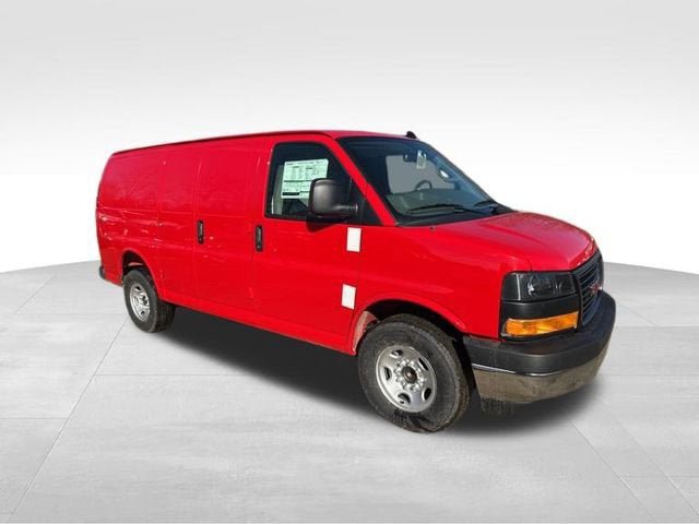 New 2026 GMC Savana 3500 w/ Driver Convenience Package RWD image 3