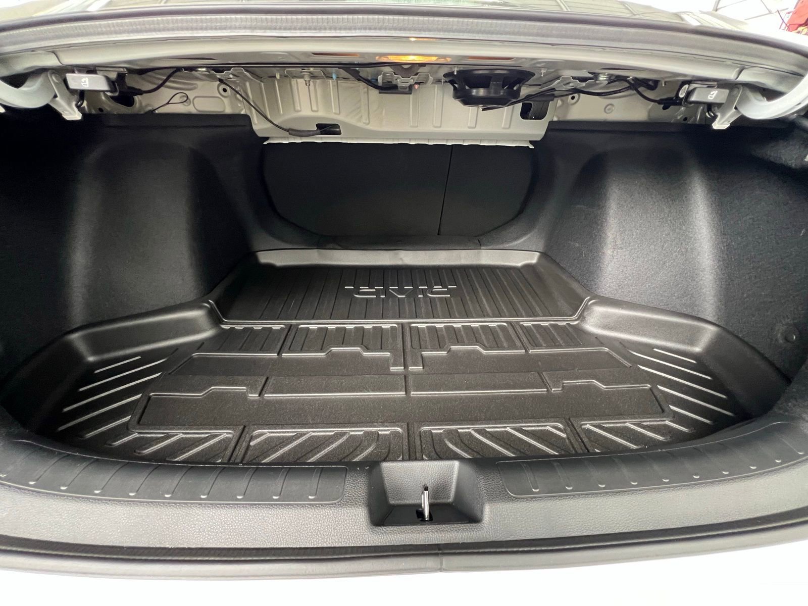 Used 2025 Honda Civic Sport Touring image 7