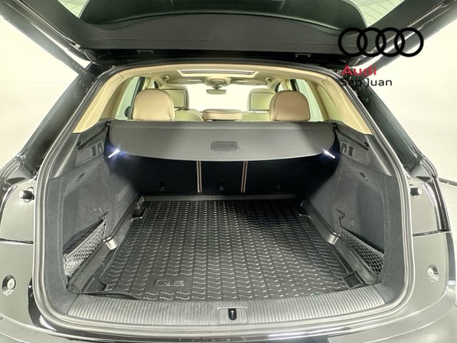 Used 2024 Audi Q5 2.0T Premium w/ Convenience Package image 32