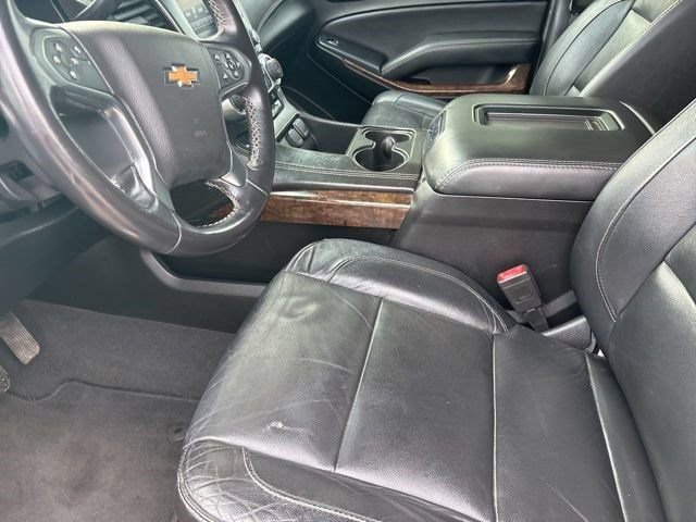 Used 2020 Chevrolet Suburban LT RWD image 11