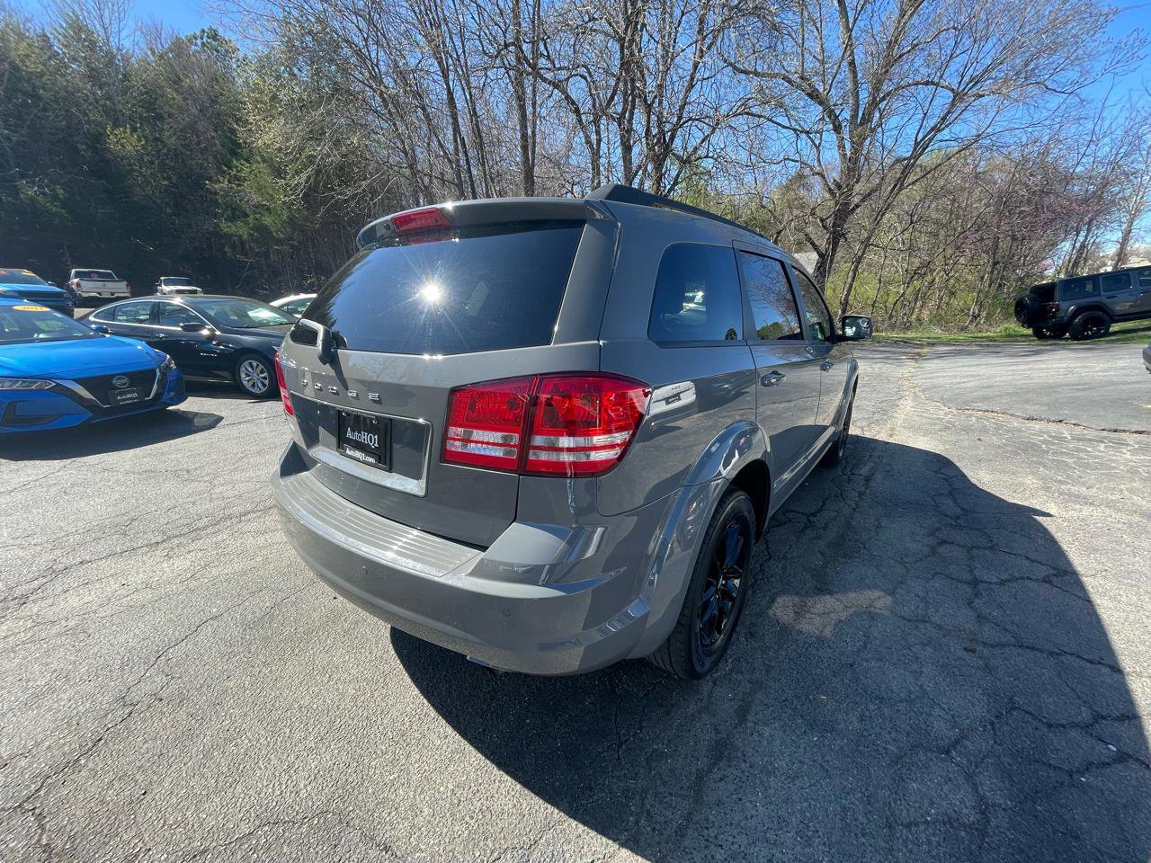 Used 2020 Dodge Journey SE w/ Blacktop Package image 8