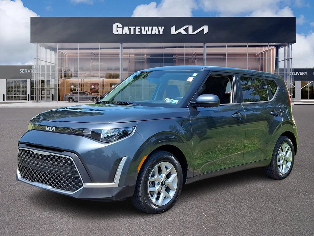 Certified 2023 Kia Soul LX w/ LX Technology Package FWD image 1