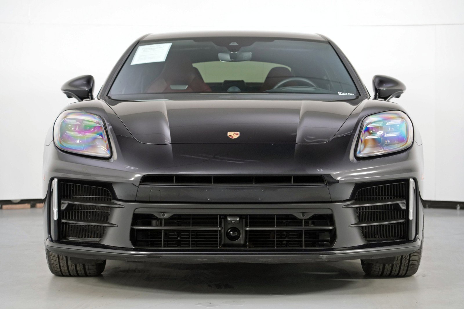 Used 2024 Porsche Panamera image 7