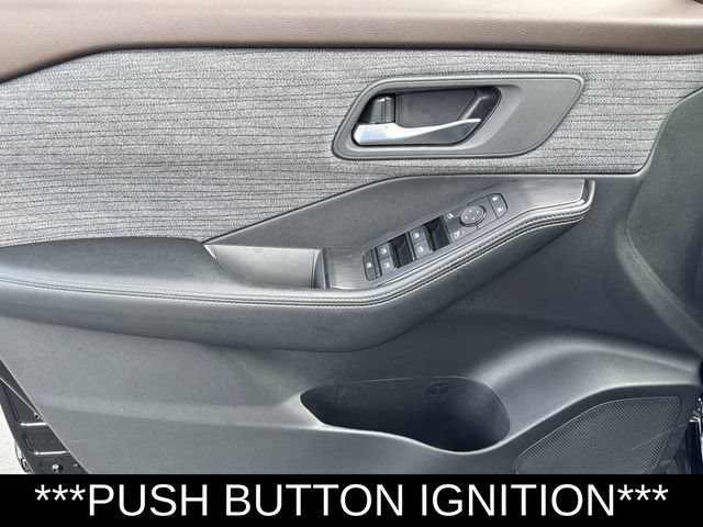 Used 2023 Nissan Rogue SV AWD/4WD image 9