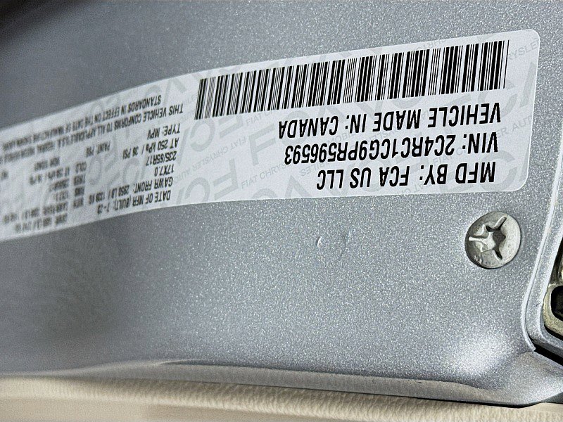 Used 2023 Chrysler Voyager LX image 31