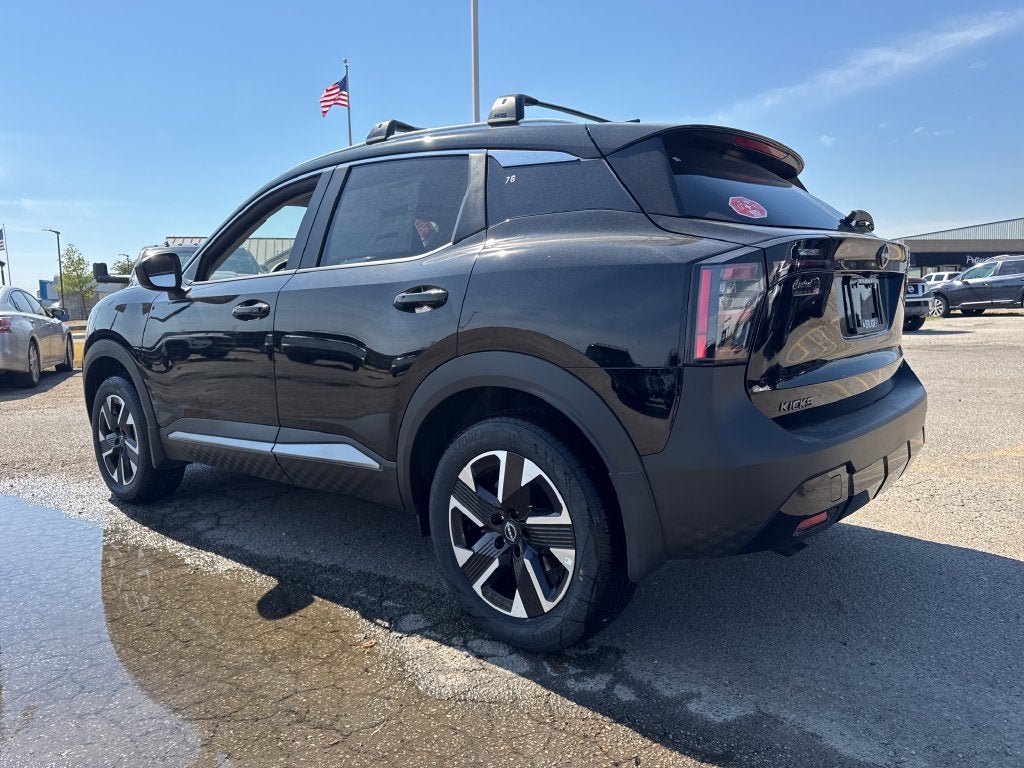New 2027 Nissan Kicks SV AWD/4WD image 4