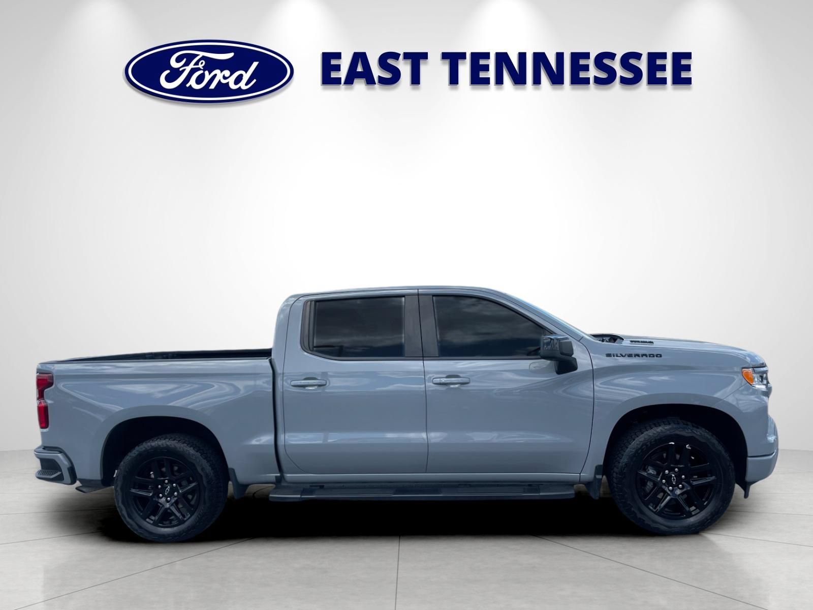 Used 2024 Chevrolet Silverado 1500 RST w/ LPO, Dark Essentials Package RWD image 2