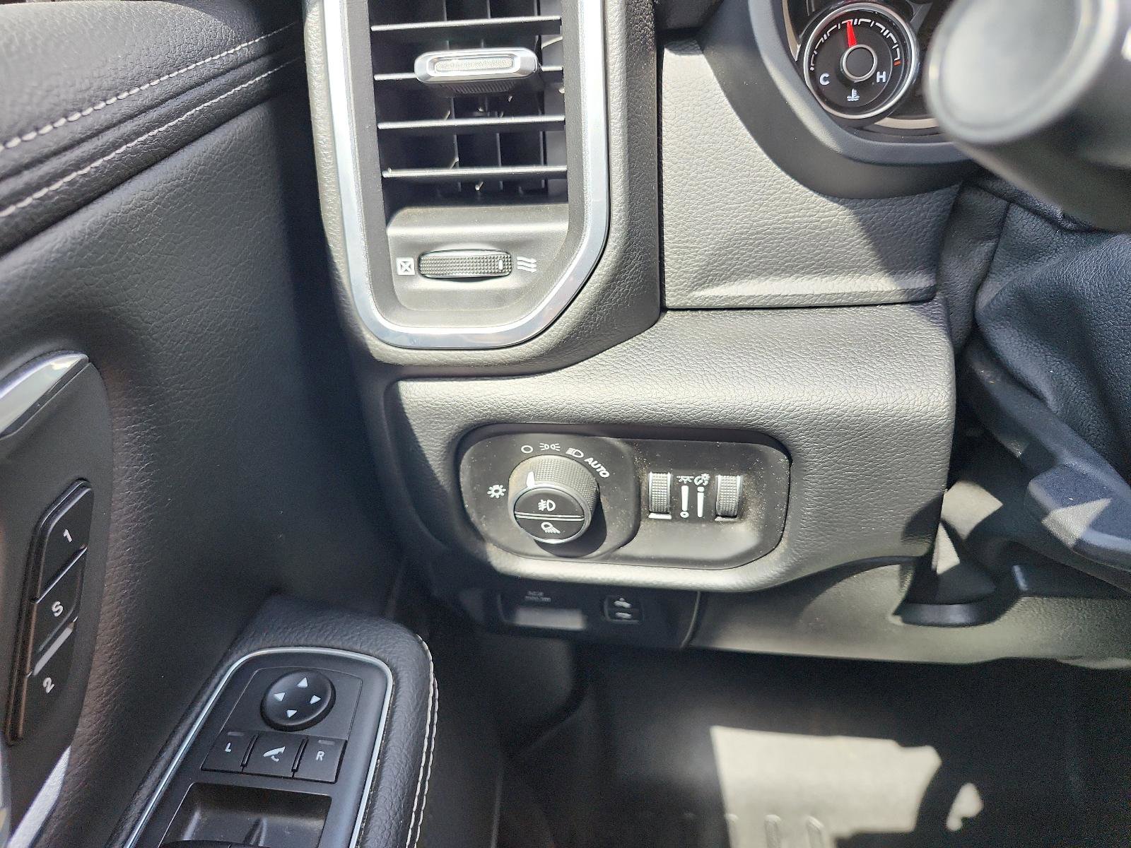 Used 2019 RAM 1500 Laramie image 21