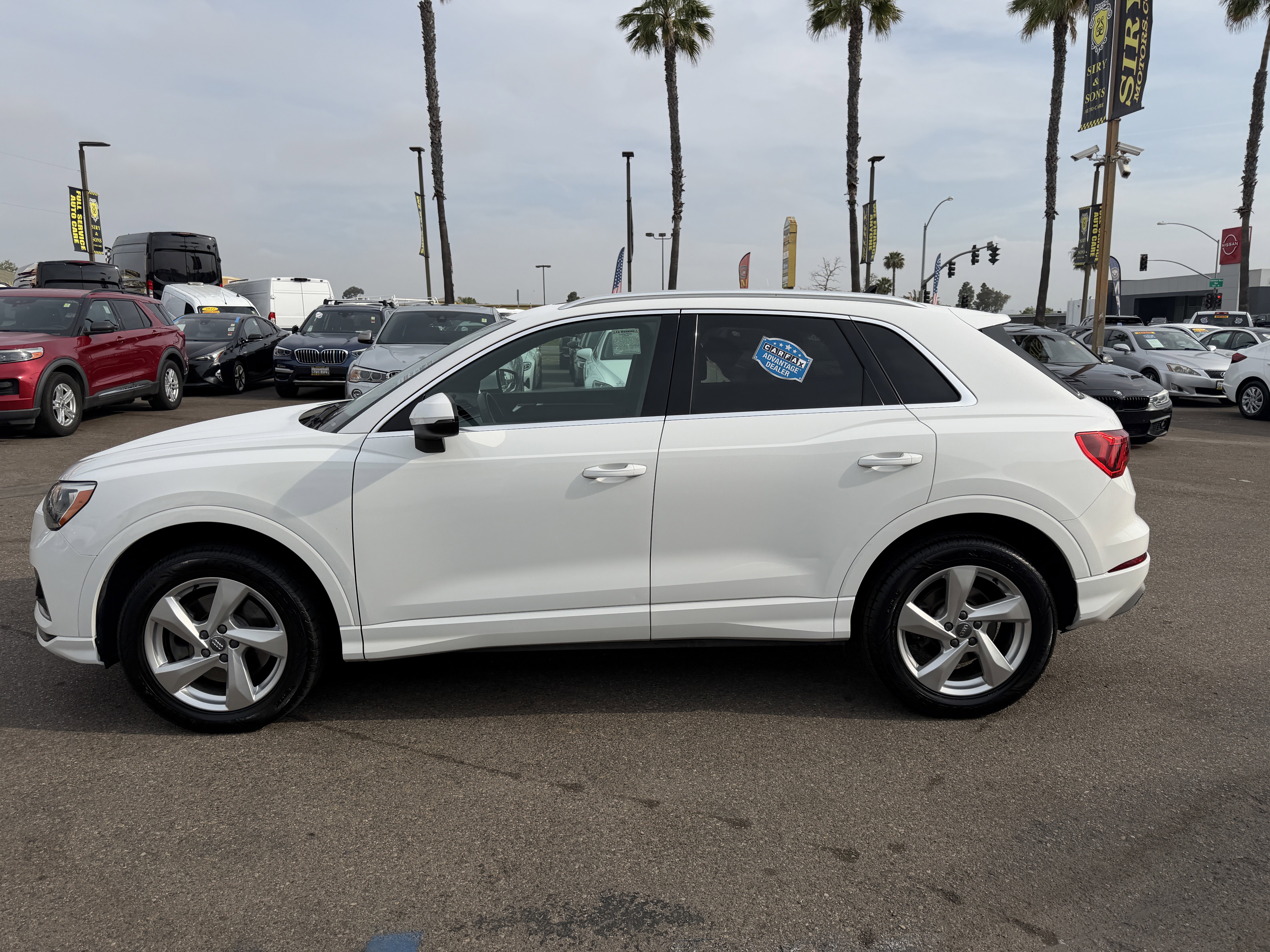 Used 2020 Audi Q3 2.0T Premium AWD/4WD image 6