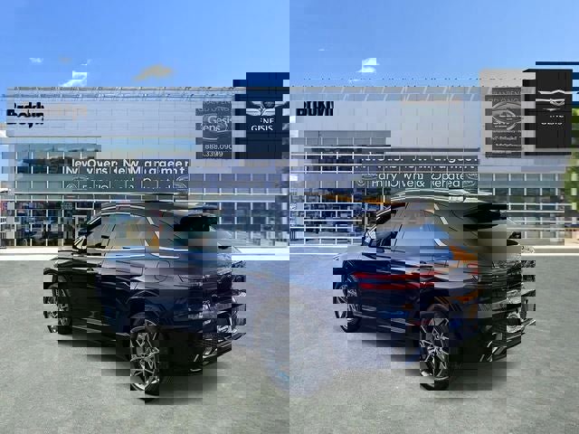 Used 2024 Genesis GV70 2.5T Select w/ Select Package image 7