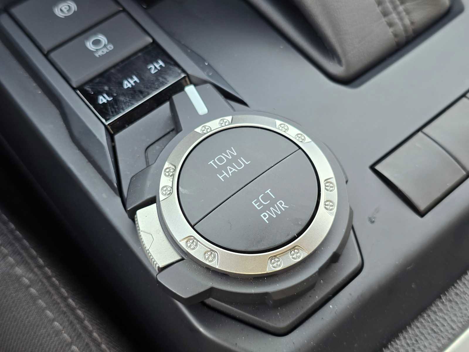 Certified 2025 Toyota Tacoma SR5 image 33