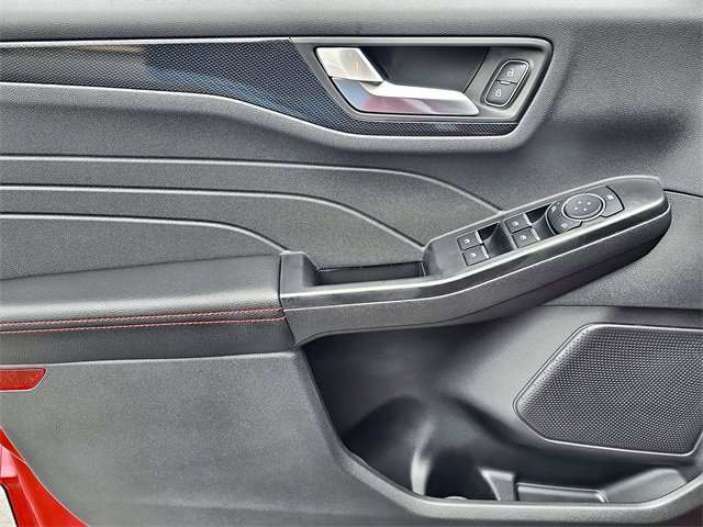 New 2025 Ford Escape ST-Line w/ Equipment Group 301A image 17