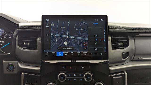 Used 2024 Ford Expedition XLT image 28