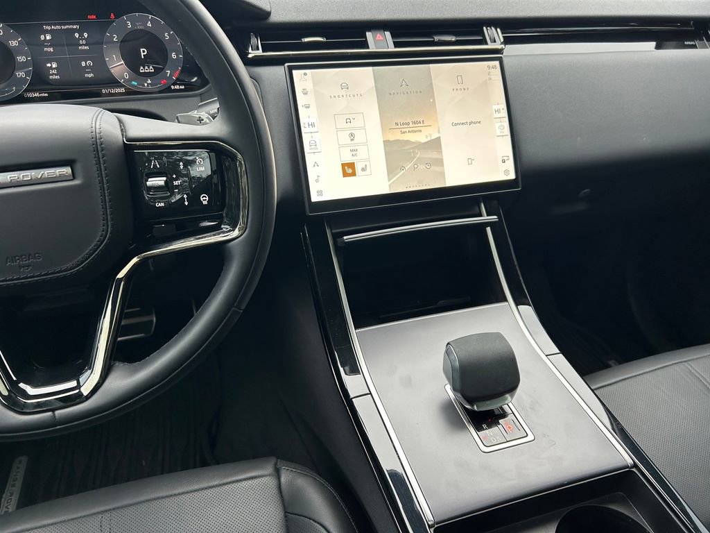 Used 2025 Land Rover Range Rover Velar Dynamic SE image 17