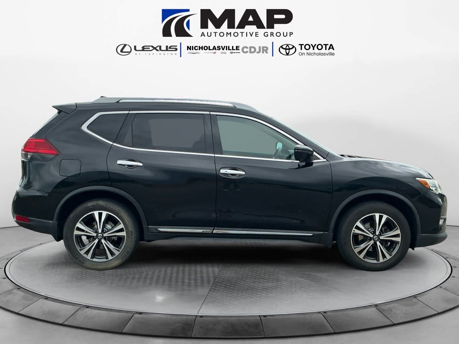 Used 2017 Nissan Rogue SL w/ SL Premium Package AWD/4WD image 6