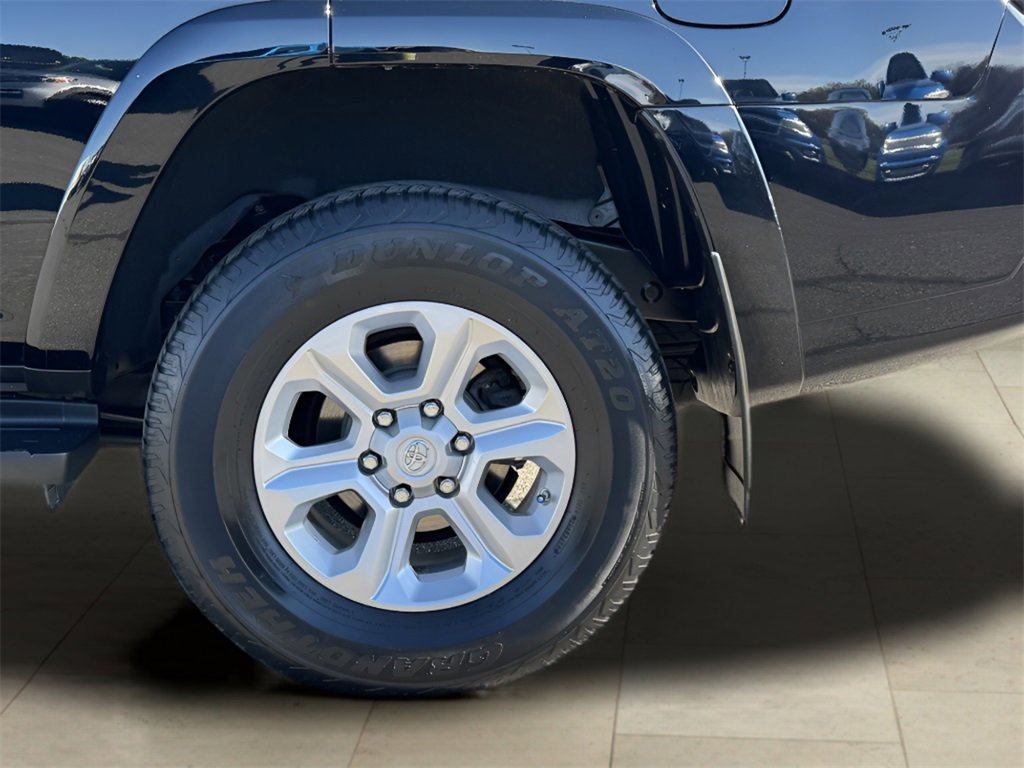 Used 2020 Toyota 4Runner SR5 image 37