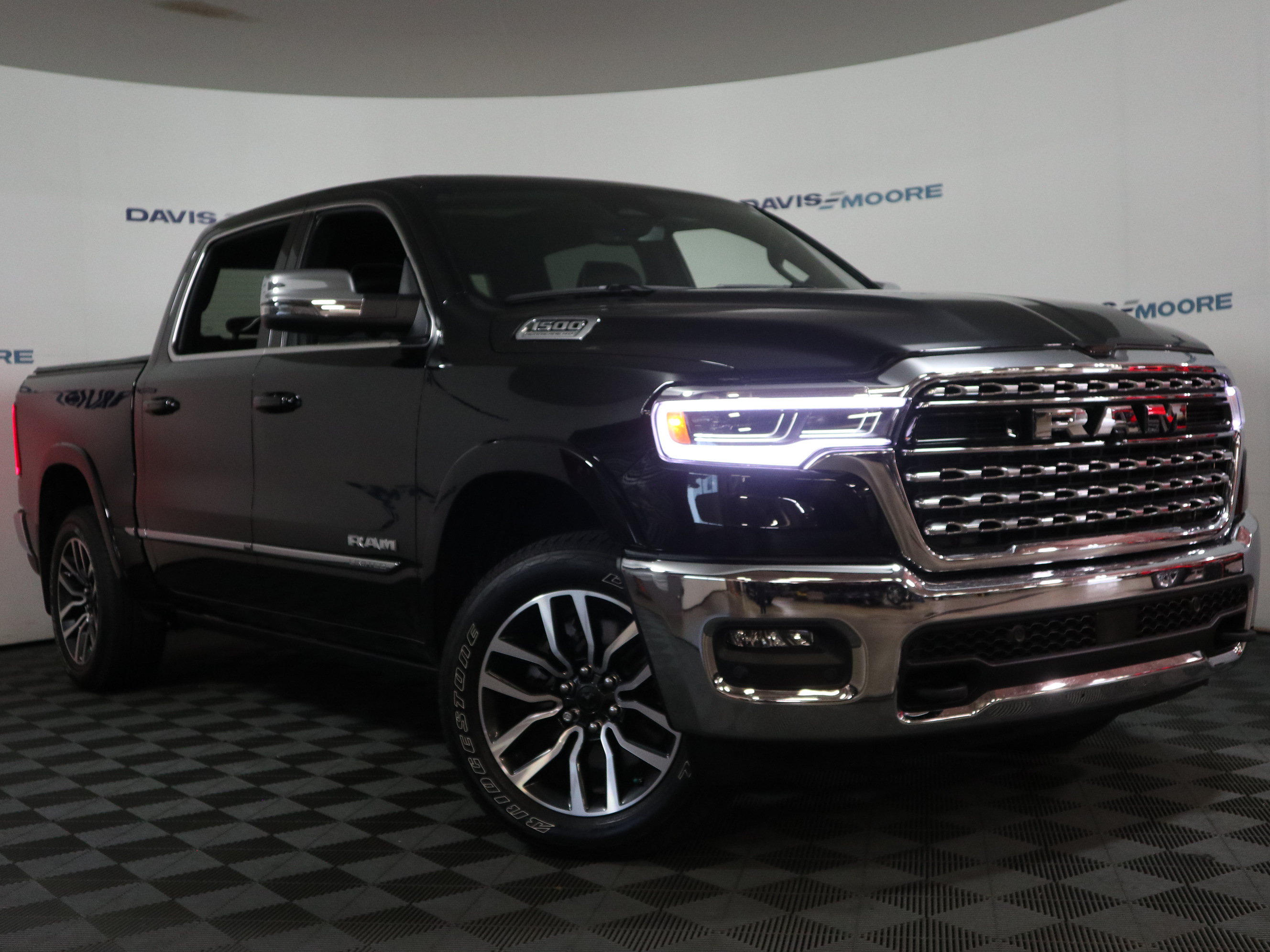 Used 2026 RAM 1500 Limited w/ Bed Utility Group AWD/4WD image 2