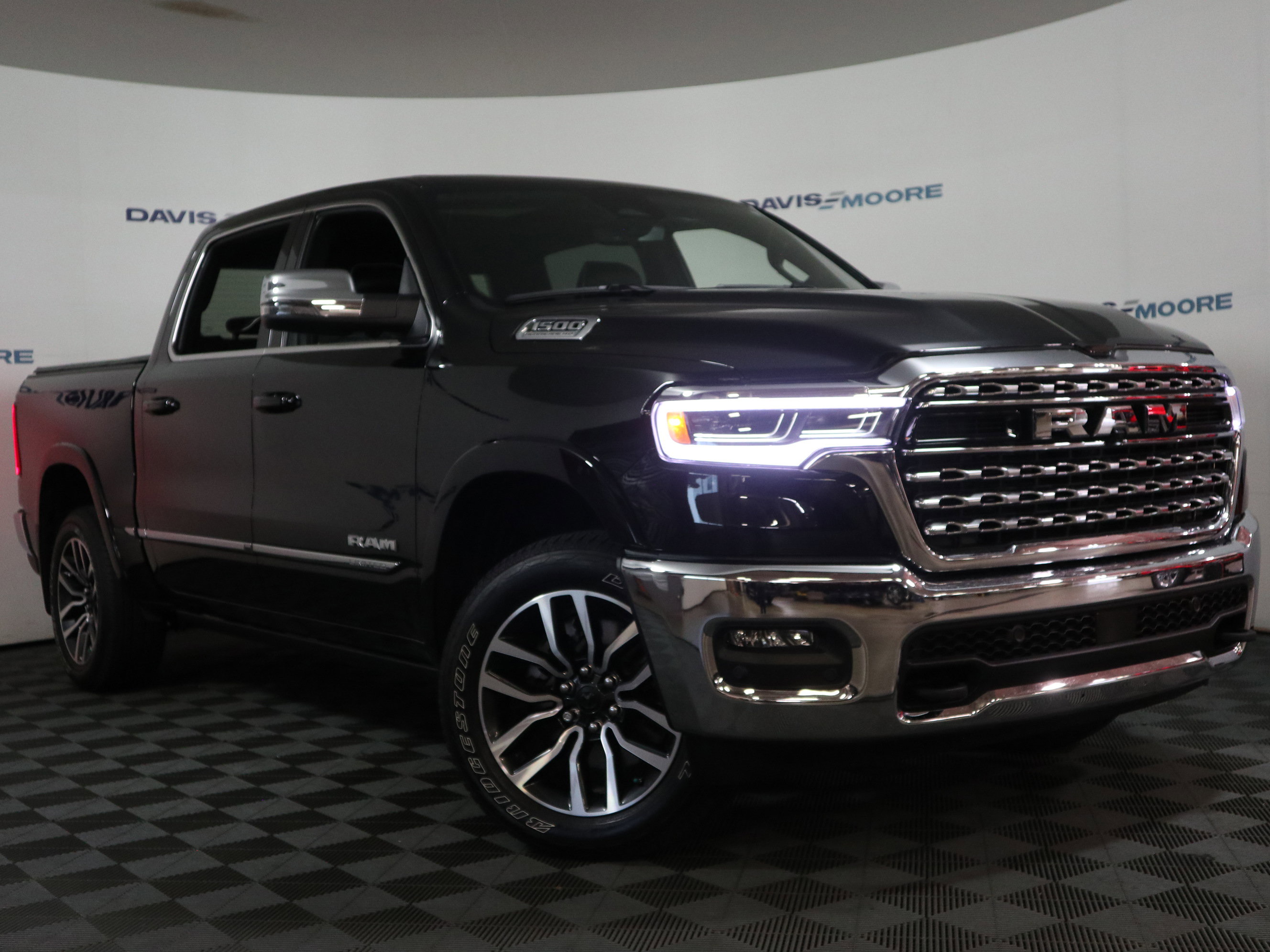 Used 2026 RAM 1500 Limited w/ Bed Utility Group AWD/4WD image 2